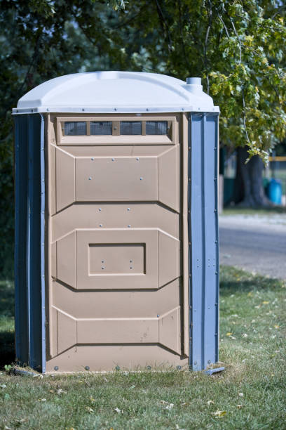 Best Portable restroom trailer rental  in Lake Wazeecha, WI